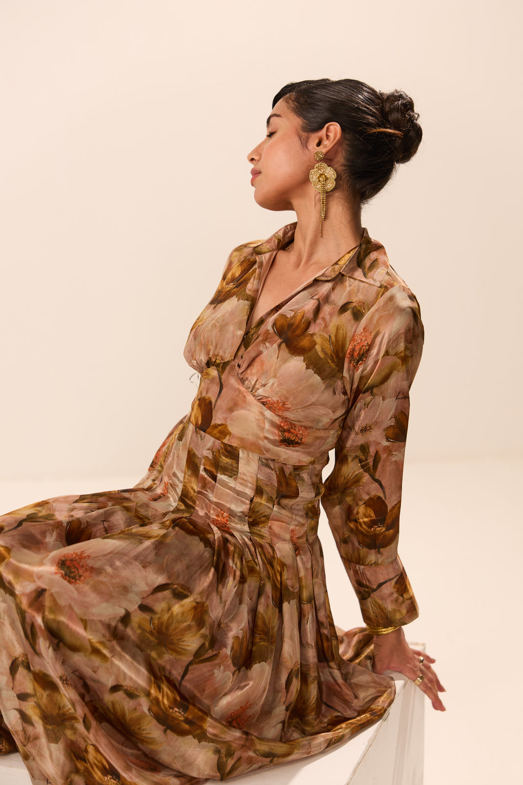 Sienna Collar Floral Maxi Dress