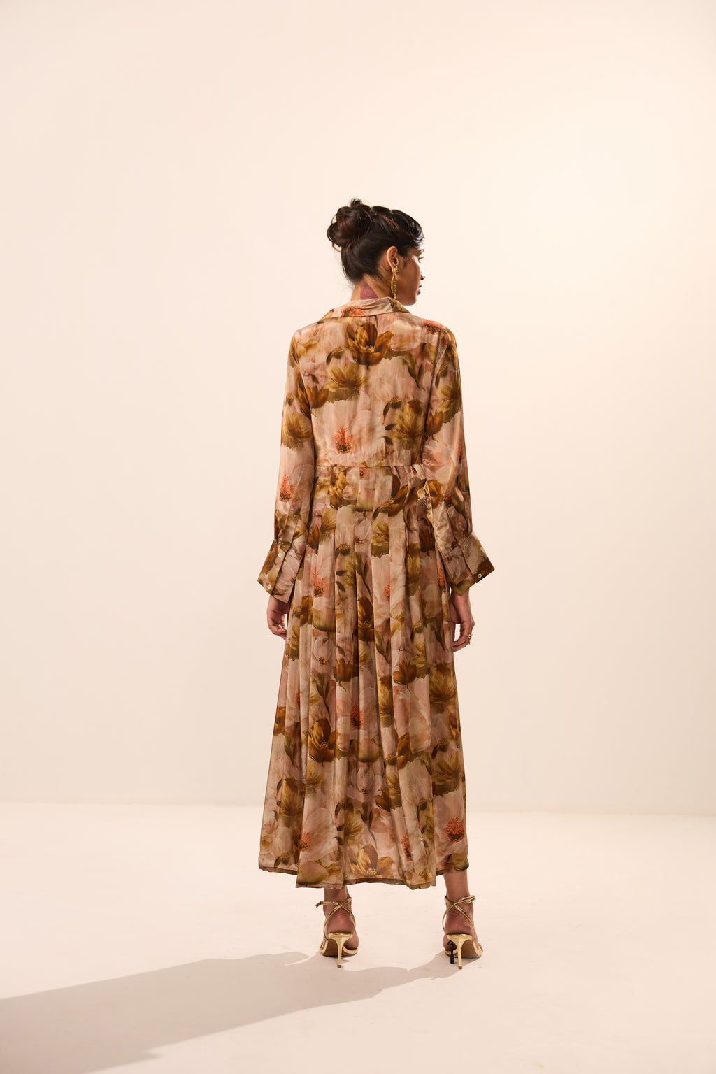 Sienna Collar Floral Maxi Dress