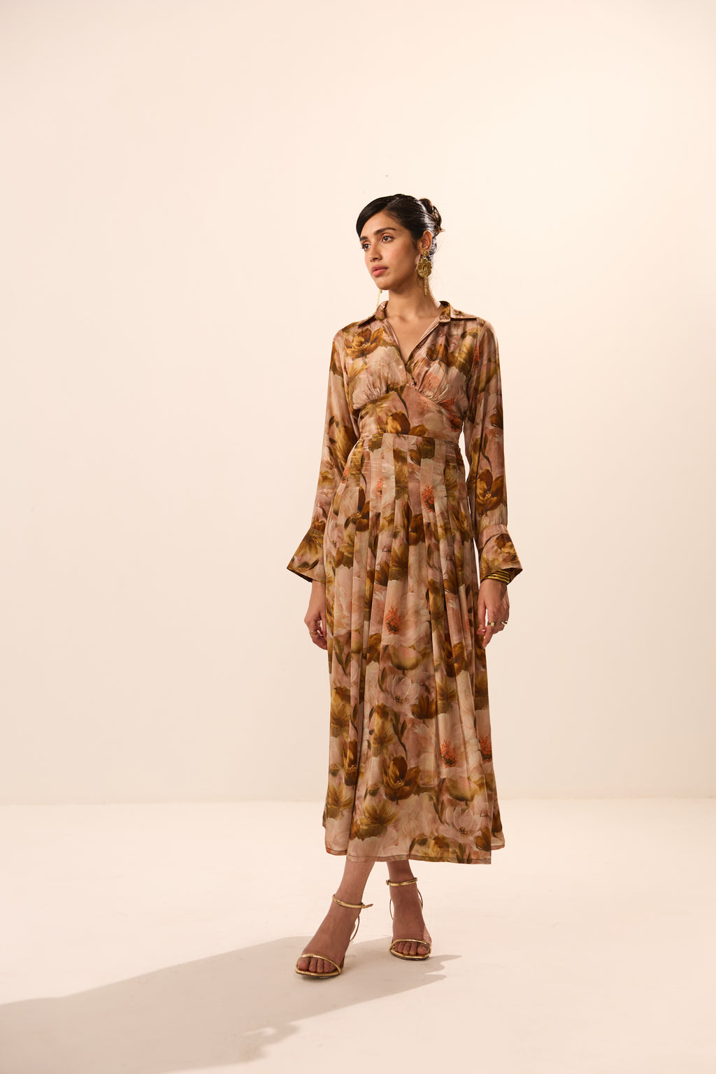 Sienna Collar Floral Maxi Dress